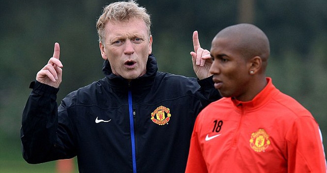 David Moyes sẽ phạt nặng nhóm cầu thủ ‘bay đêm’ sau trận Bayern